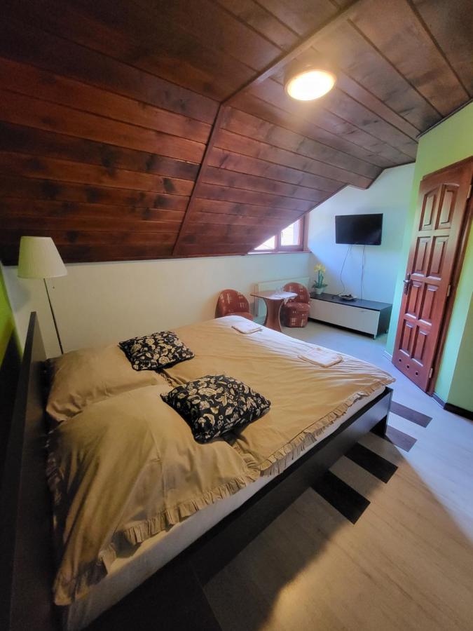 Penzion Jolla Červený Kláštor Buitenkant foto